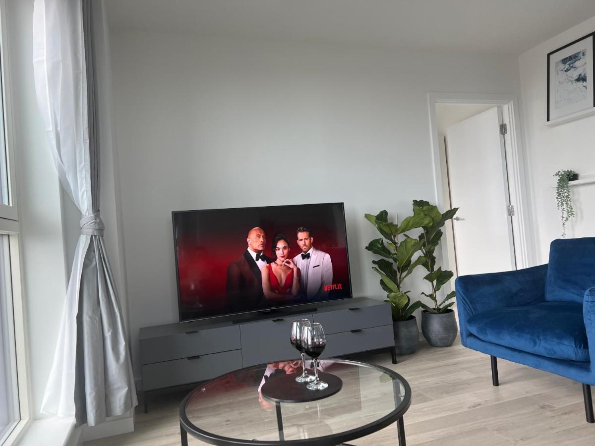 Ac Luxe Penthouse With Free Parking Apartment London Exterior photo