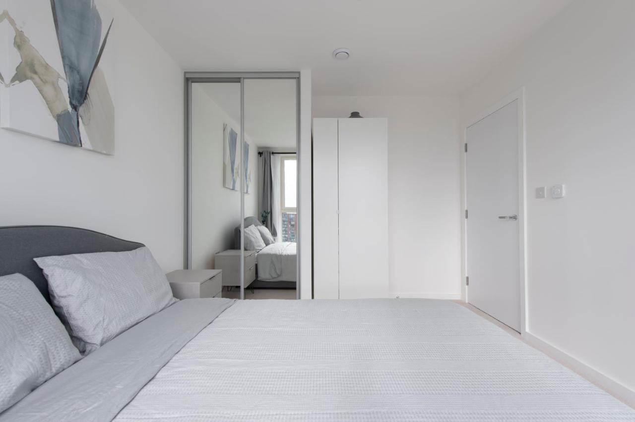 Ac Luxe Penthouse With Free Parking Apartment London Exterior photo